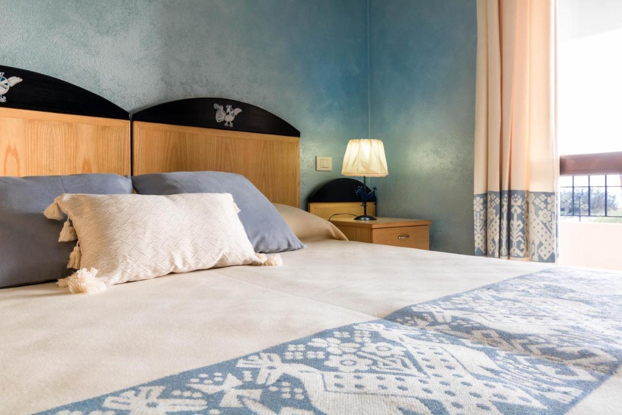 Hotel Villa Del Mare Solanas Solanas  Ngoại thất bức ảnh