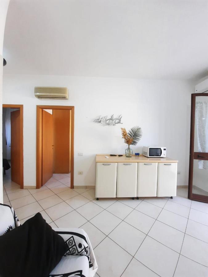 Hotel Villa Del Mare Solanas Solanas  Ngoại thất bức ảnh