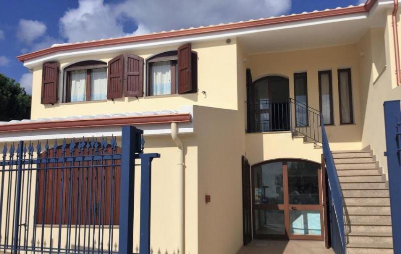 Hotel Villa Del Mare Solanas Solanas  Ngoại thất bức ảnh